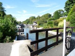 The beautiful area around Radcot Lock - Thames Path, England.