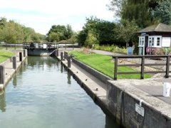 Rushey Lock which is located about half a mile from Tadpole Bridge, Thames Path, England.