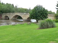 The nice arches on Shillingford Bridge beside the Thames Path in England.